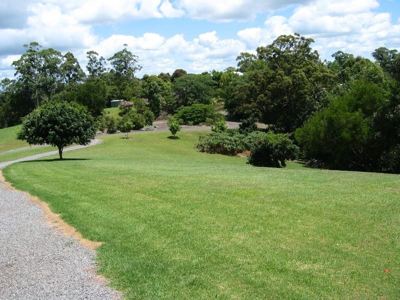 98 Akala Street, Flaxton QLD 4560