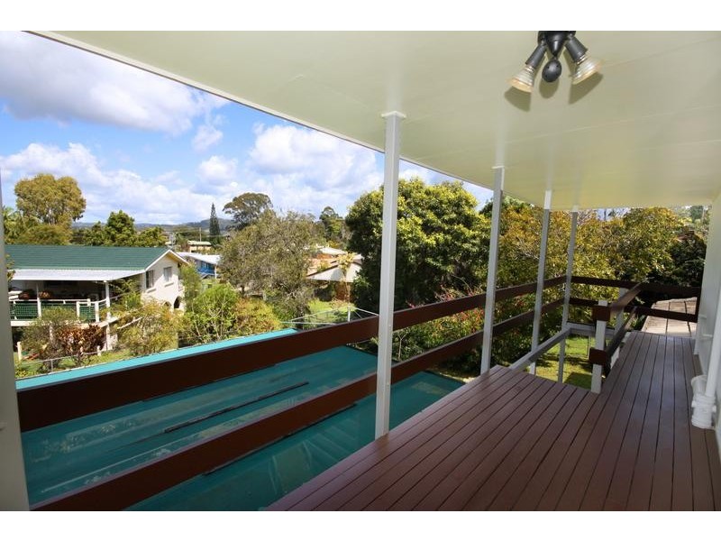 17 Norman Ave, Nambour QLD 4560