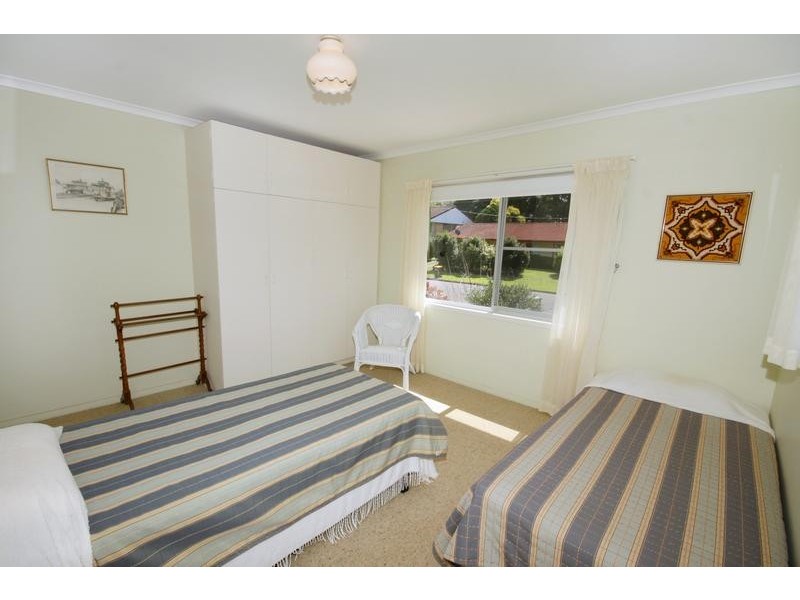 17 Norman Ave, Nambour QLD 4560
