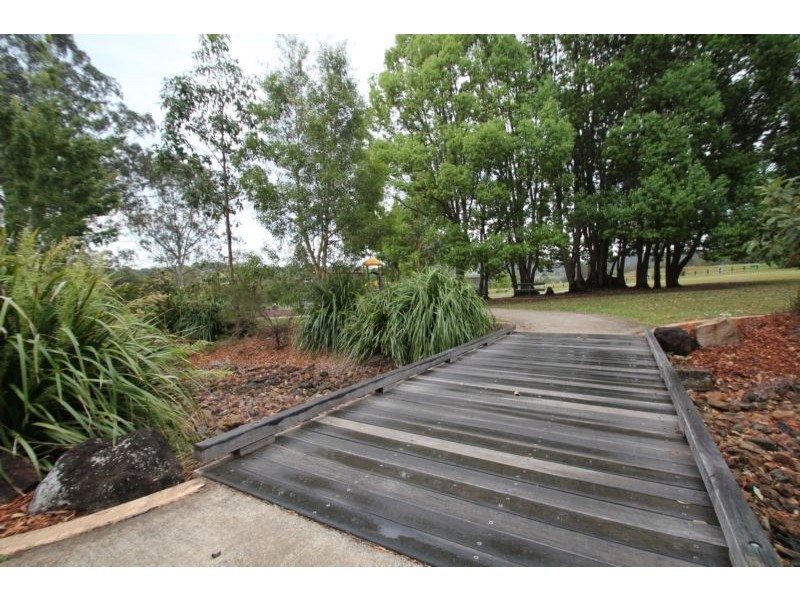 11 Westview Crescent, Nambour QLD 4560
