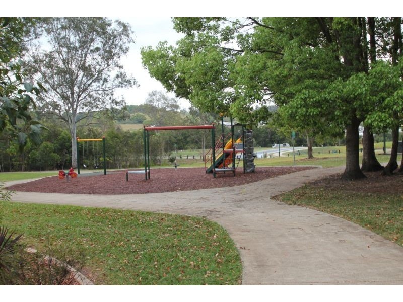 11 Westview Crescent, Nambour QLD 4560
