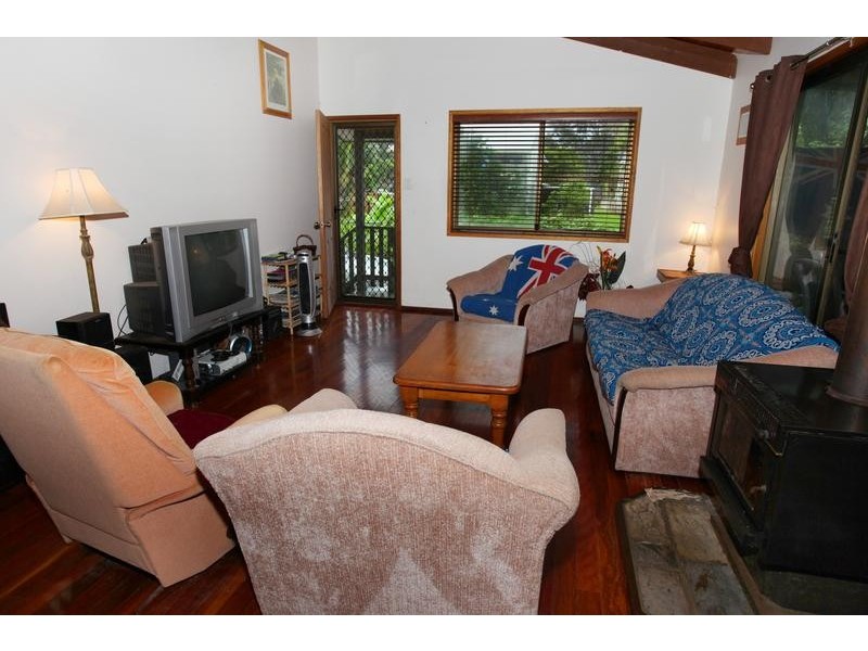 3 Corlis Ave, Eudlo QLD 4554