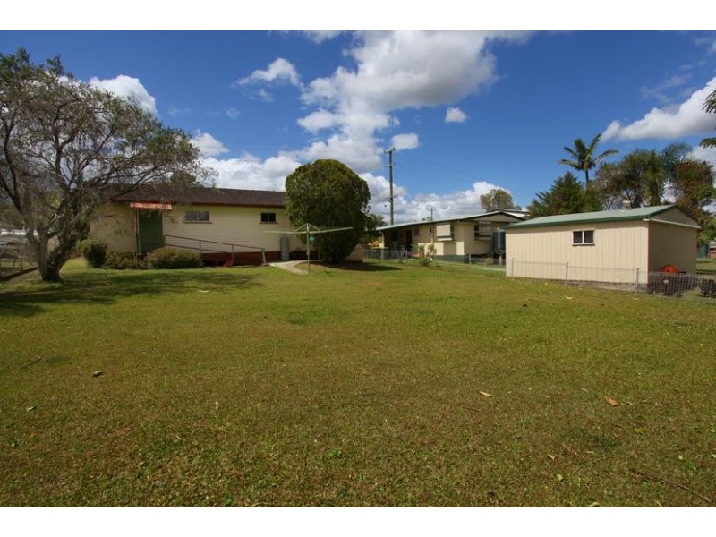 12 Hillcrest Avenue, Nambour QLD 4560
