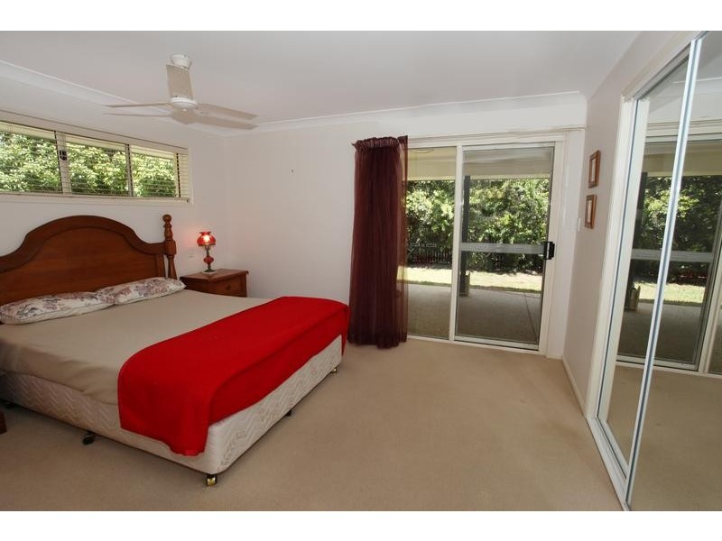 35 Petigrain Avenue, Palmwoods QLD 4555