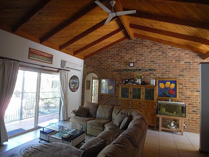 132 Old Palmwoods Road, West Woombye QLD 4559