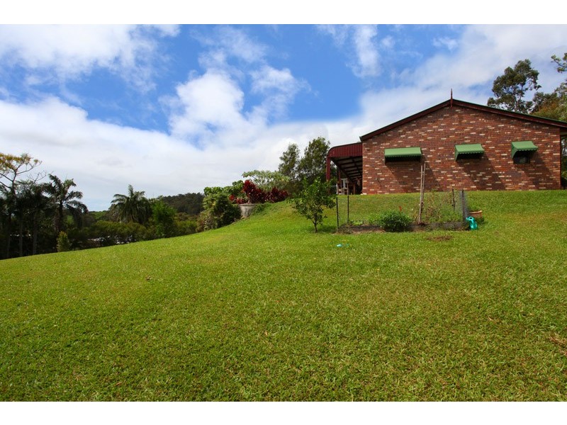 84 Thomson Valley Rd, Valdora QLD 4561
