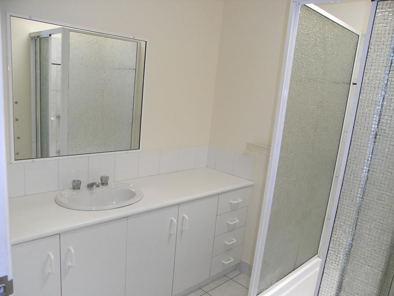 1/18 Sapphire Drive, Nambour QLD 4560