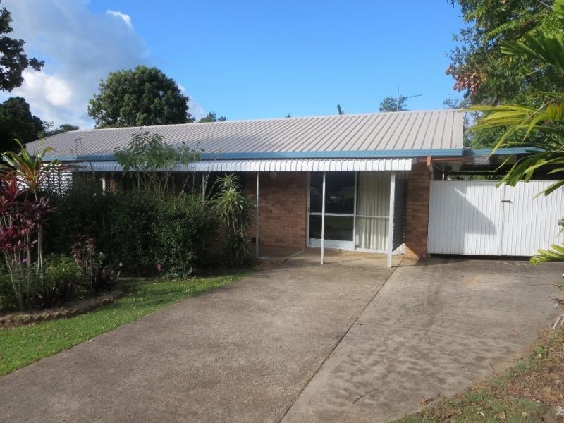 21 Roberts St, Palmwoods QLD 4555