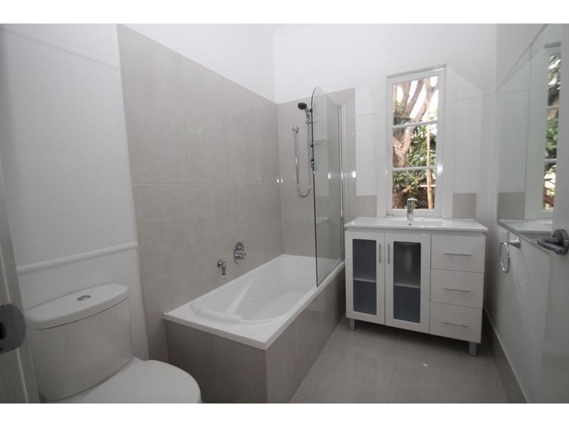 32 Oxleigh Crescent, Nambour QLD 4560