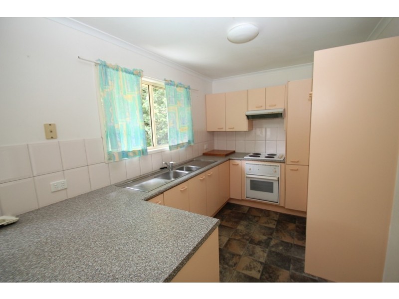 4 Gregory Court, Nambour QLD 4560