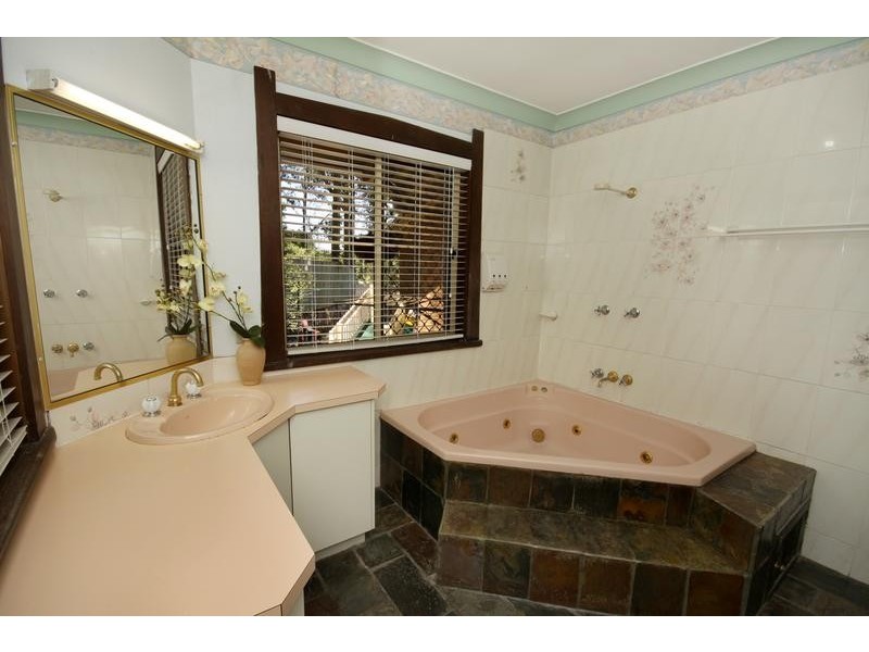 2 Taronga St, Palmwoods QLD 4555