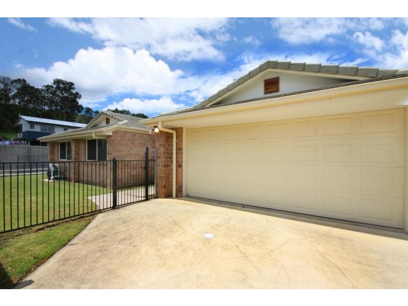 5 Pollys Place, Nambour QLD 4560