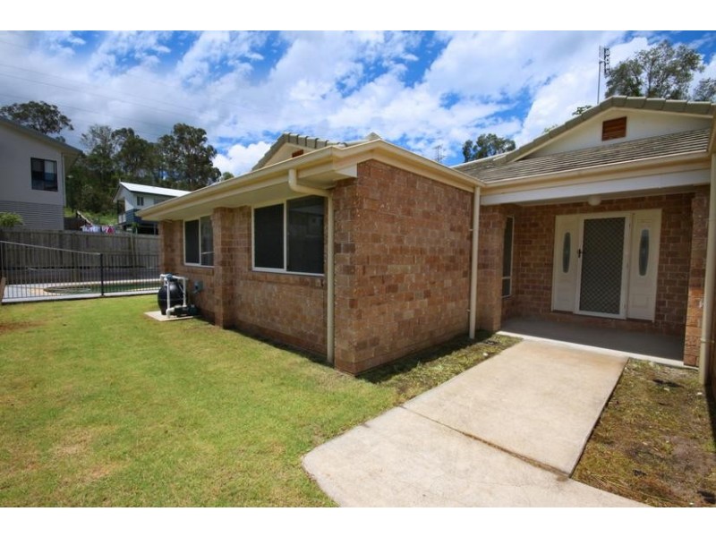 5 Pollys Place, Nambour QLD 4560