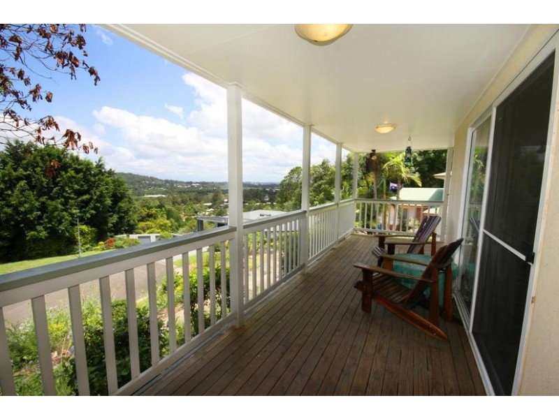 6 Coral Court, Nambour QLD 4560