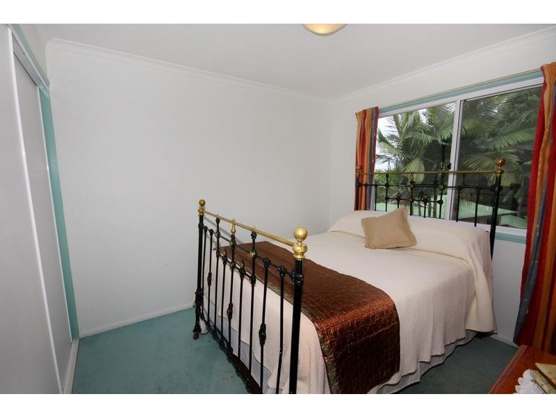 6 Coral Court, Nambour QLD 4560