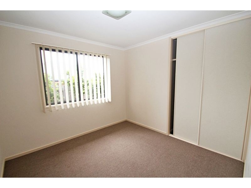 1/13 Dalzell Crt, Nambour QLD 4560