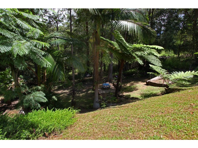 210 Towen Mount Rd, Towen Mountain QLD 4560