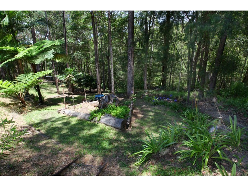 210 Towen Mount Rd, Towen Mountain QLD 4560