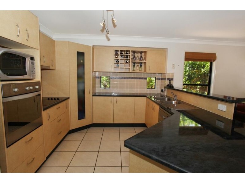 20 Petigrain Avenue, Palmwoods QLD 4555