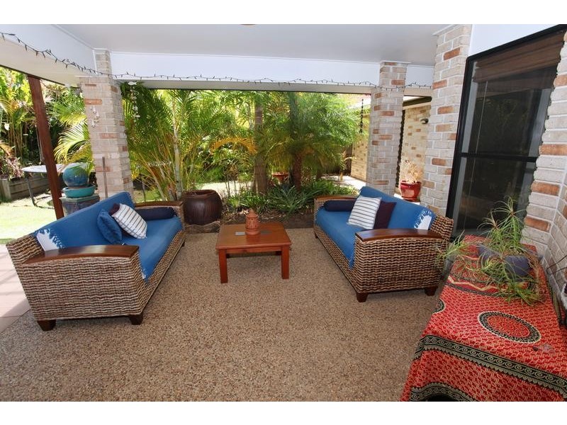 20 Petigrain Avenue, Palmwoods QLD 4555