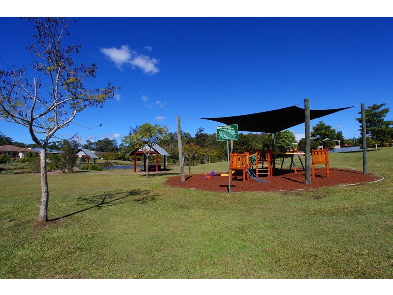 20 Petigrain Avenue, Palmwoods QLD 4555