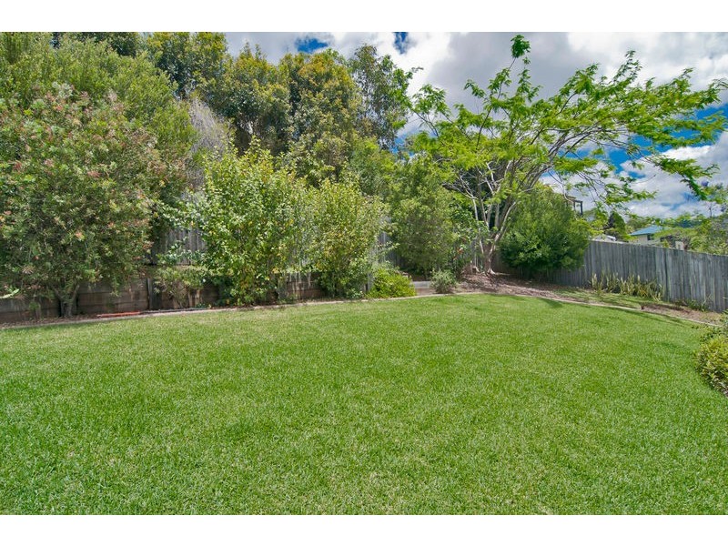 8 Yvonne Street, Nambour QLD 4560