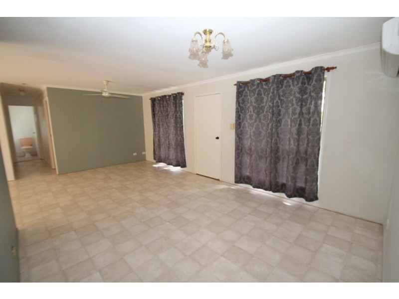 2 Homestead Place, Woombye QLD 4559