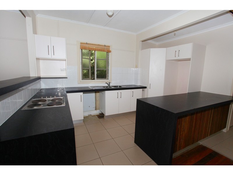 95 Perwillowen Rd, Nambour QLD 4560