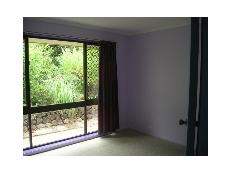 21 Spring Myrtle Avenue, Nambour QLD 4560