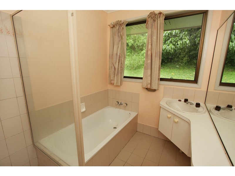 29 Flinders Ave, Nambour QLD 4560