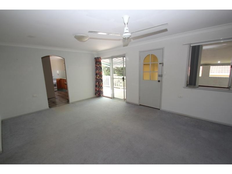 17 Elizabeth Way, Nambour QLD 4560