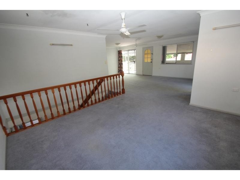 17 Elizabeth Way, Nambour QLD 4560