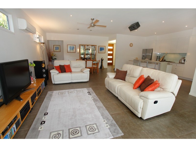 8 Red Ash Crt, Palmwoods QLD 4555