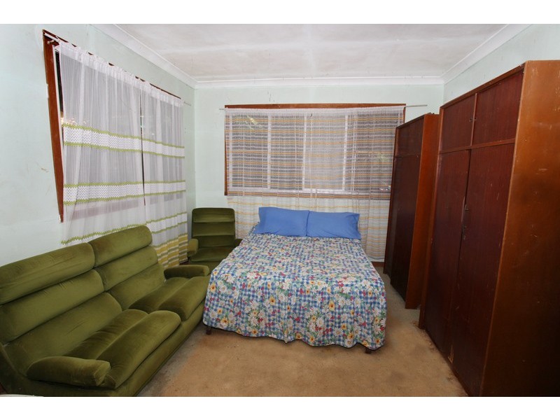 10 Petrie Creek Rd, Nambour QLD 4560