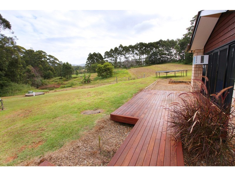 6 Towen Mount Rd, Towen Mountain QLD 4560