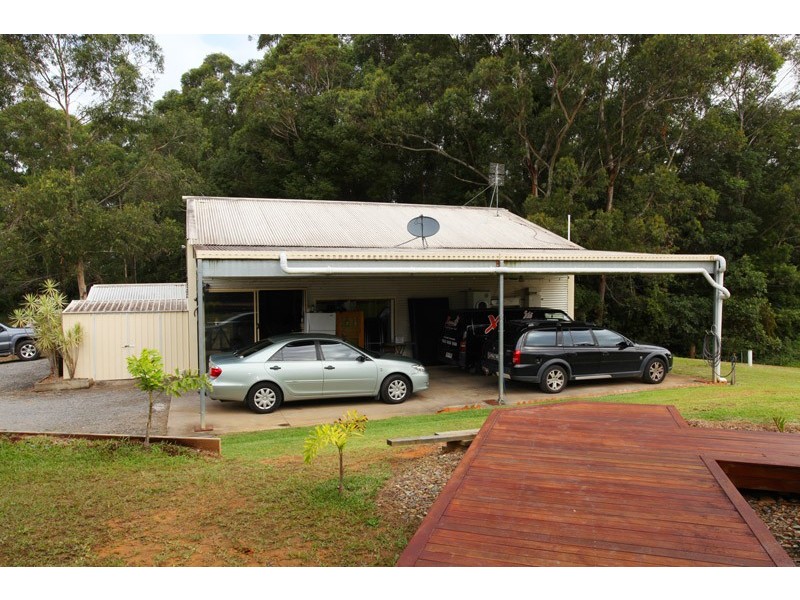 6 Towen Mount Rd, Towen Mountain QLD 4560