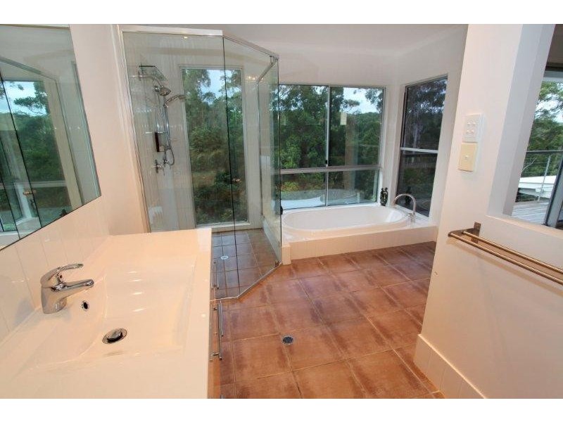 19 Elisabeth Valley Place, Ilkley QLD 4554