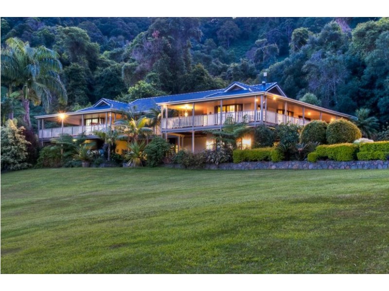140 Kirbys Rd, Palmwoods QLD 4555