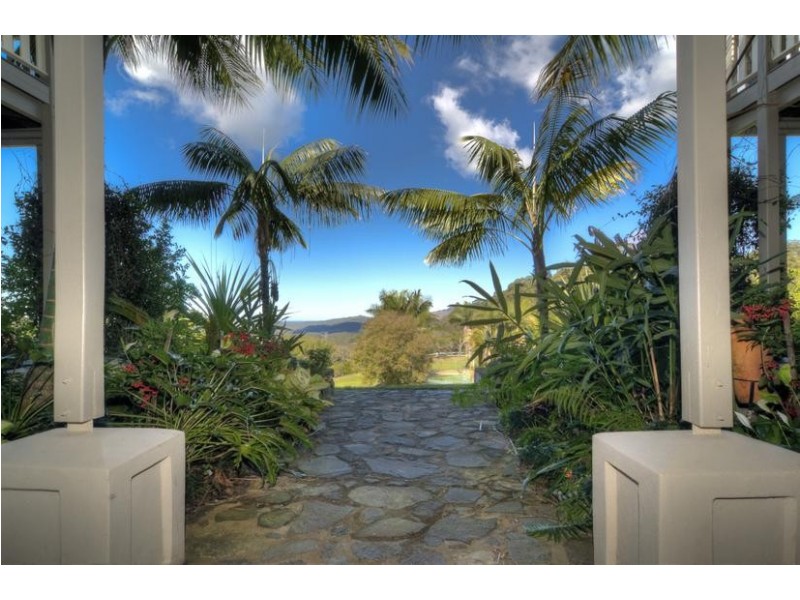 140 Kirbys Rd, Palmwoods QLD 4555
