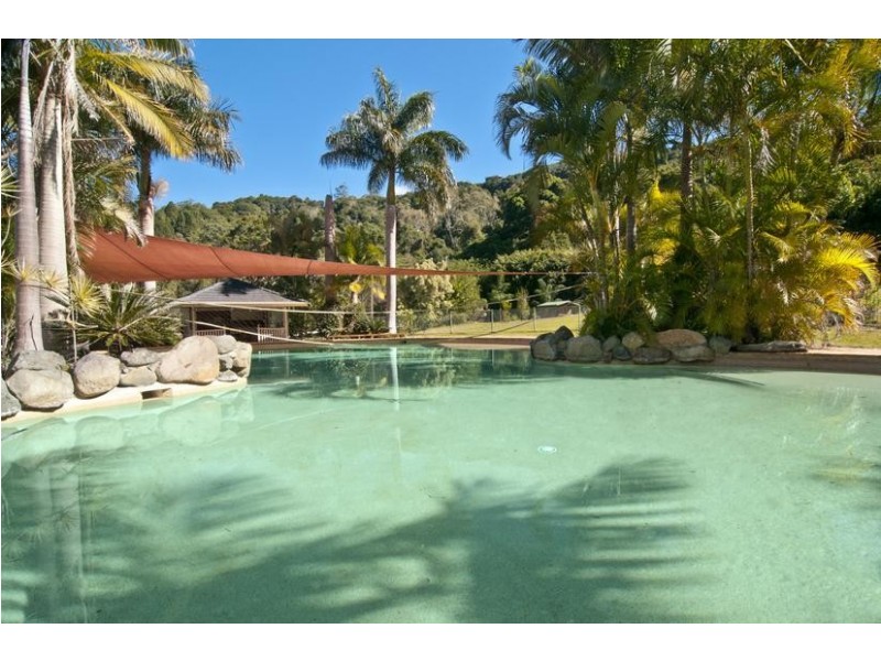 140 Kirbys Rd, Palmwoods QLD 4555
