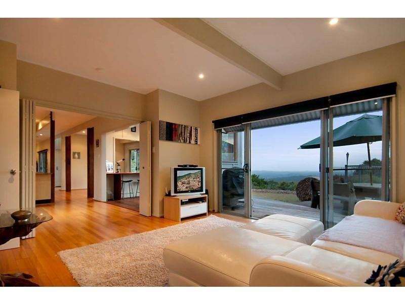 182 Thompson Rd, Dulong QLD 4560
