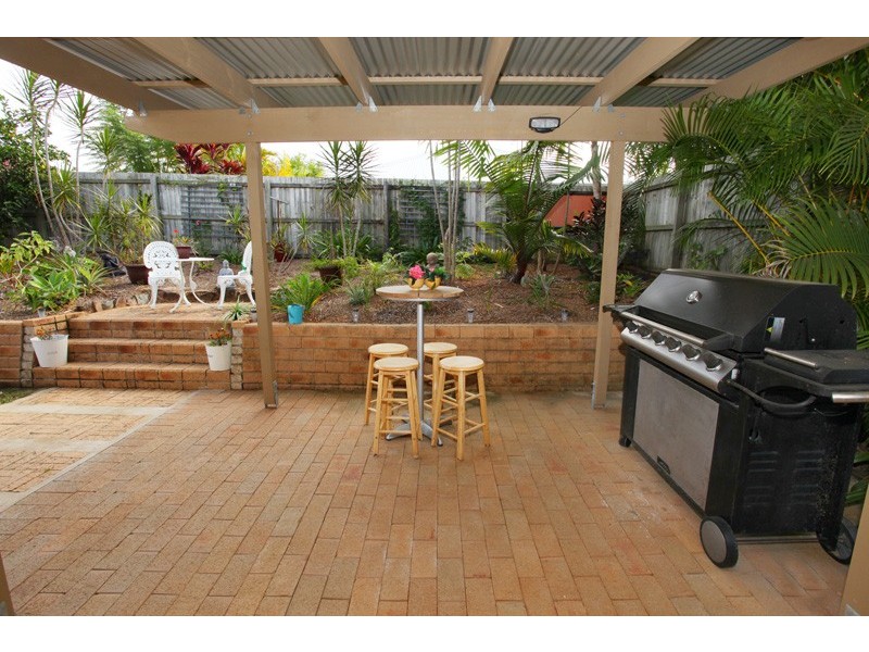 16 Petigrain Ave, Palmwoods QLD 4555