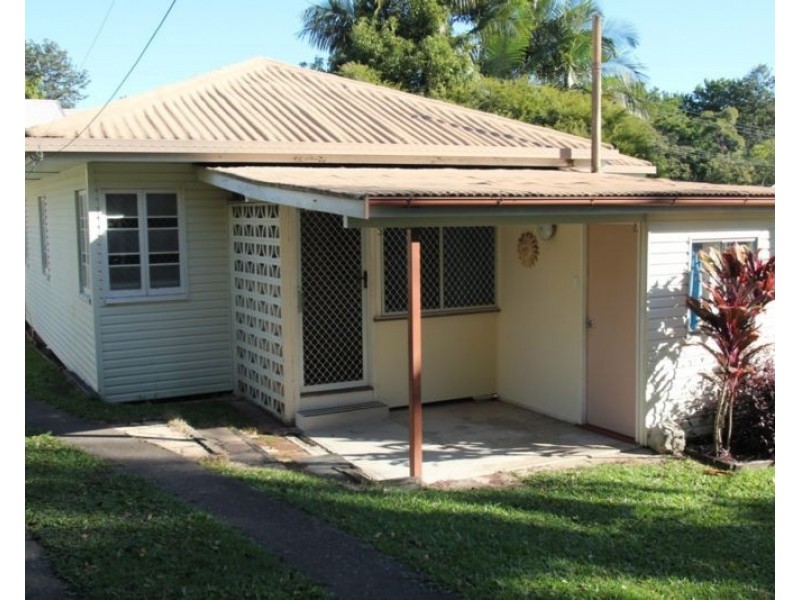 12 Arundell Avenue, Nambour QLD 4560