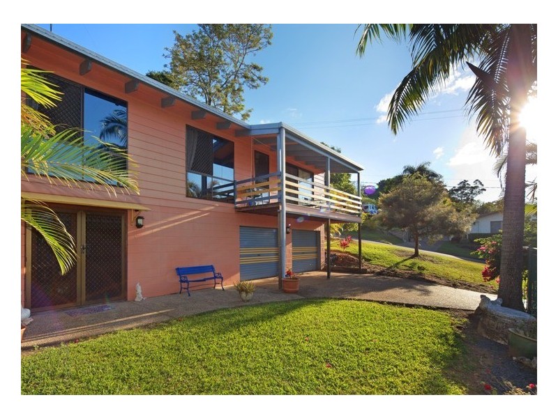 25 David St, Nambour QLD 4560