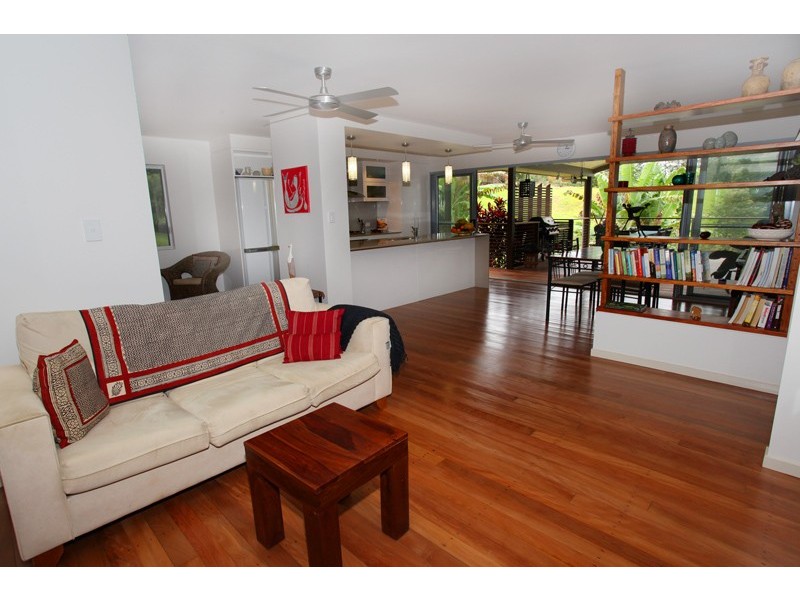 110 Woombye Palmwoods Rd, Palmwoods QLD 4555