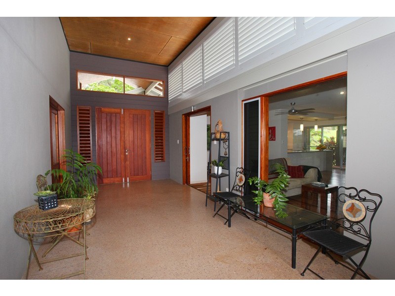 110 Woombye Palmwoods Rd, Palmwoods QLD 4555