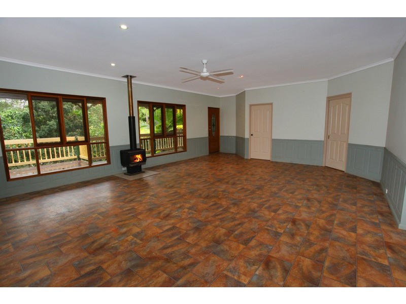 16 Cardinal Crt, Palmwoods QLD 4555