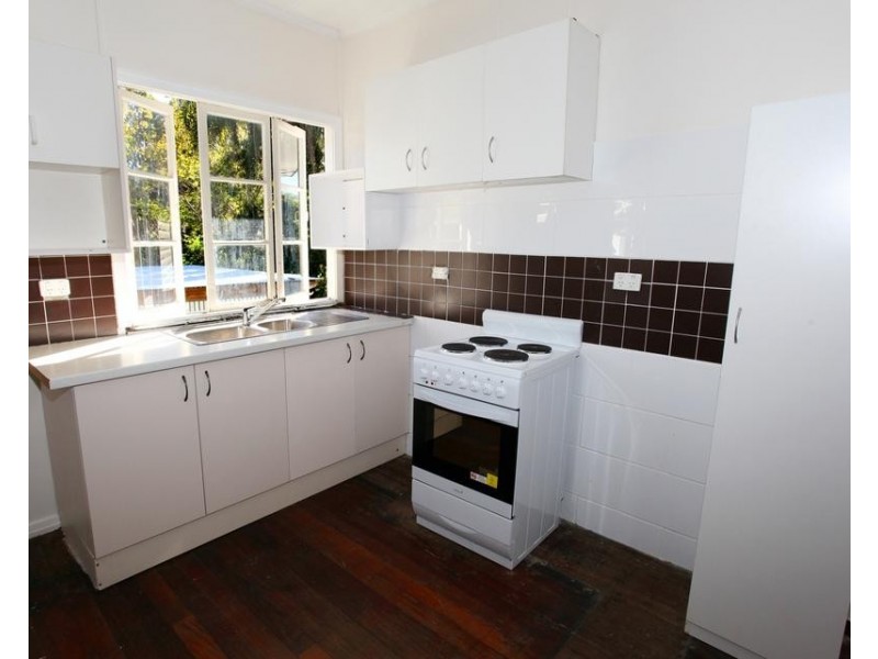 64 Perwillowen Rd, Nambour QLD 4560