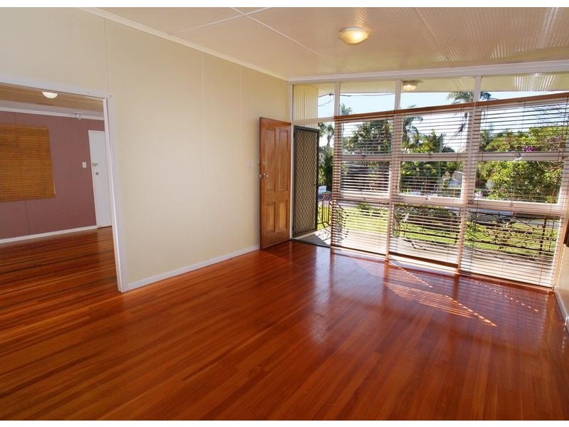 16 Crusher Park Drive, Nambour QLD 4560