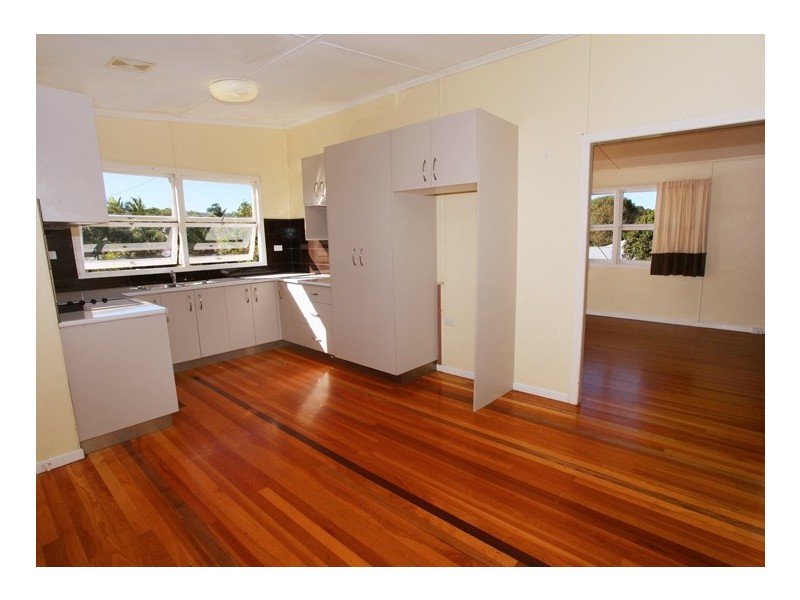 16 Crusher Park Drive, Nambour QLD 4560